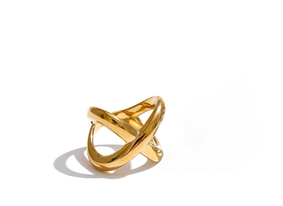 Criss Cross Ring