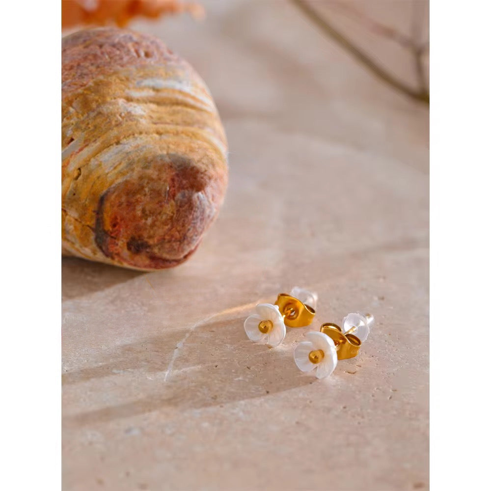 Serene Petal Earring