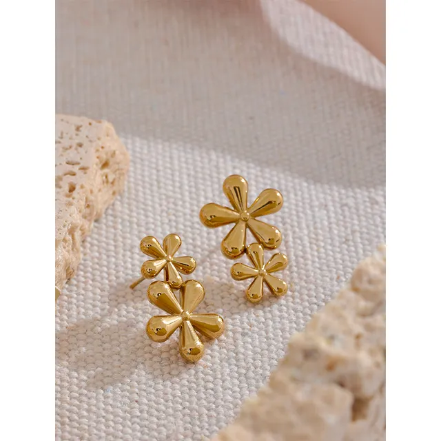 Nova Floral Earrings - 18K Gold Coated