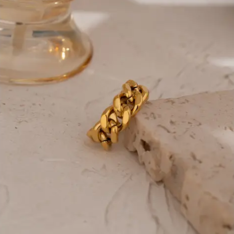 Ara Chain Link Ring - 18K Gold Coated
