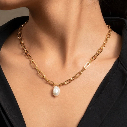 Lone Pearl Shackle Chain - Gold Coated Necklace