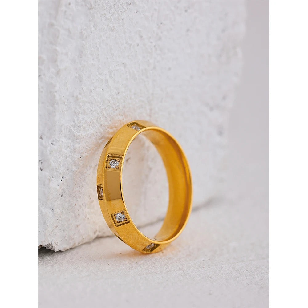 Side-to-Side Ring Band - 18K Gold Coated