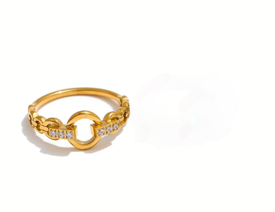 Circle Cubic Ring