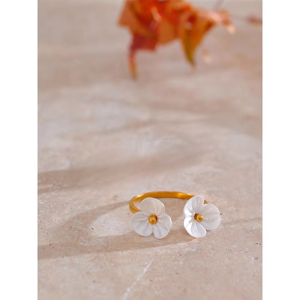 Flora Bloom Ring