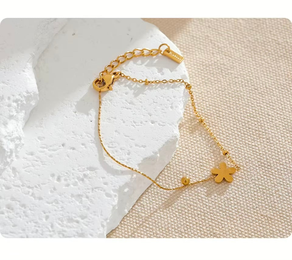 Daisy Drift Bracelet