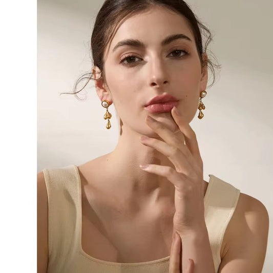 Leafy Luster Earrings