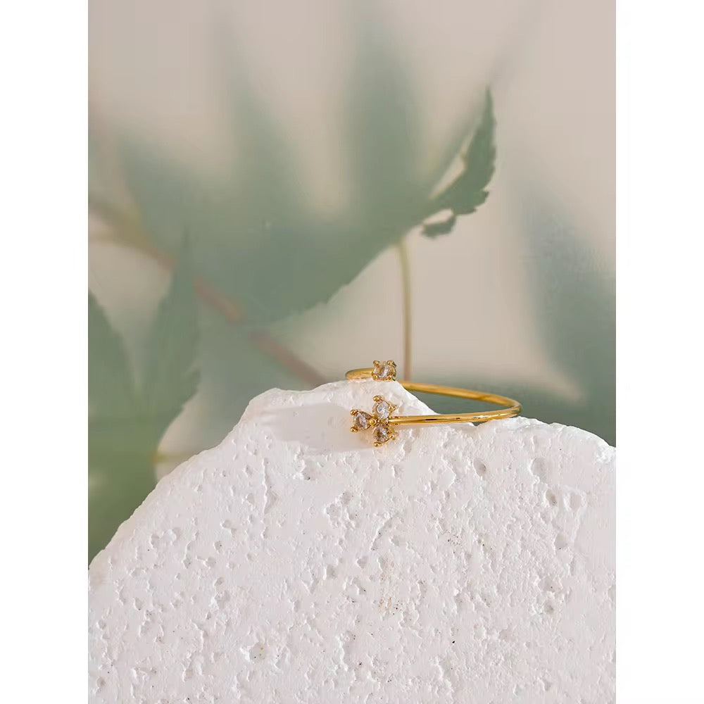 Clove Ring