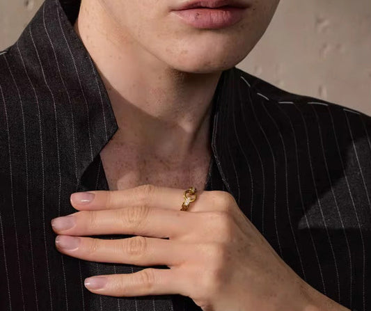 Circle Cubic Ring
