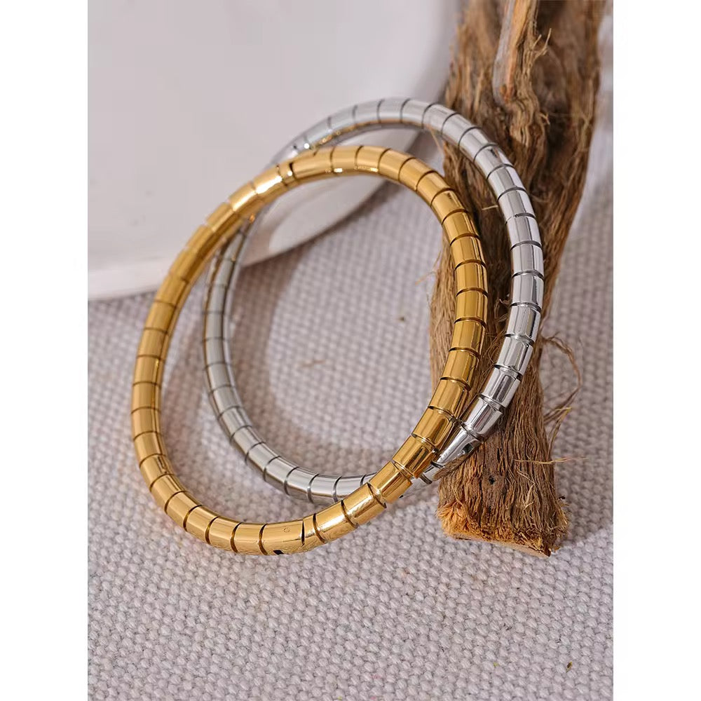 Segmented Cuff