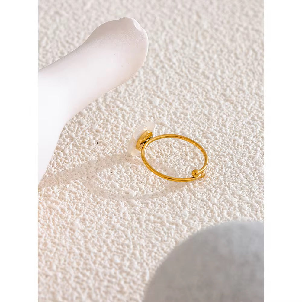 Luna Bloom Ring