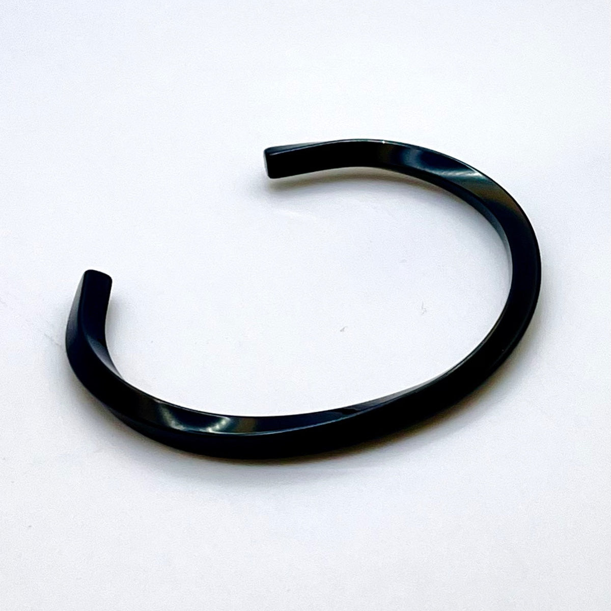 Gloss Black Double Twisted