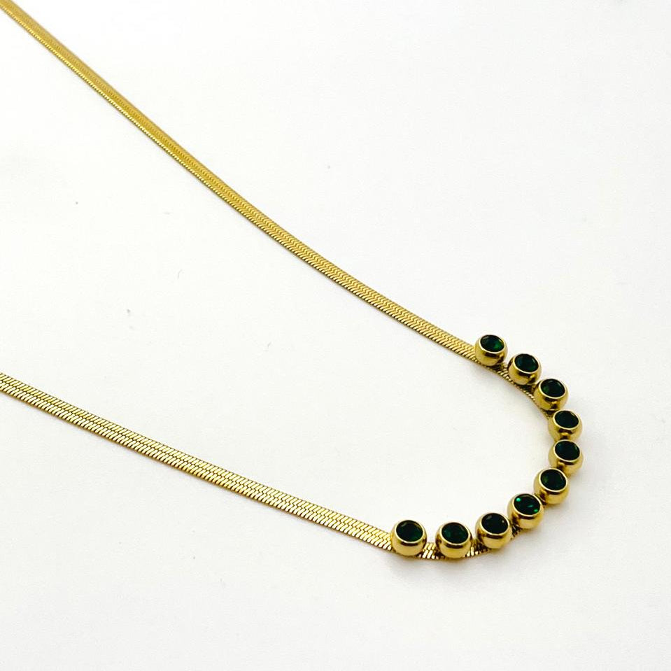 Emerald Strings Necklace