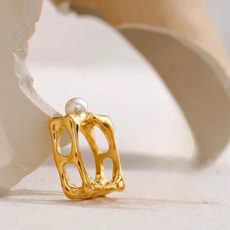 Golden Misfit Pearl Ring - 18K Gold Coated