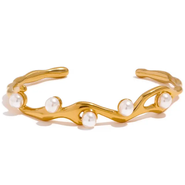 Pearl Momento Hand Cuff - 18K Gold Coated