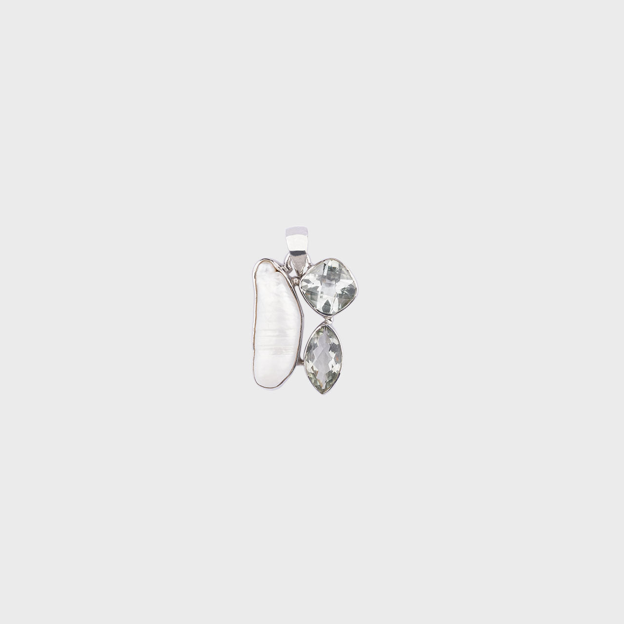 Pearly Lush Pendant - 925 Silver Jewellery